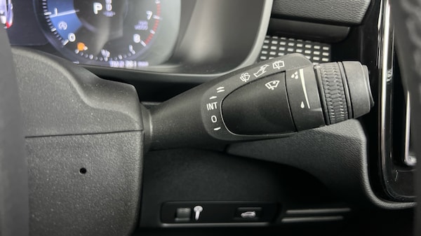 Used Volvo XC40 2022 for sale - 75641193: Photo 22