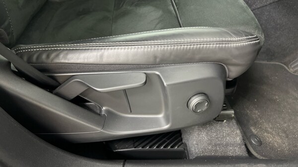 Used Volvo XC40 2022 for sale - 75641193: Photo 29