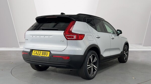 Used Volvo XC40 2022 for sale - 75641193: Photo 2