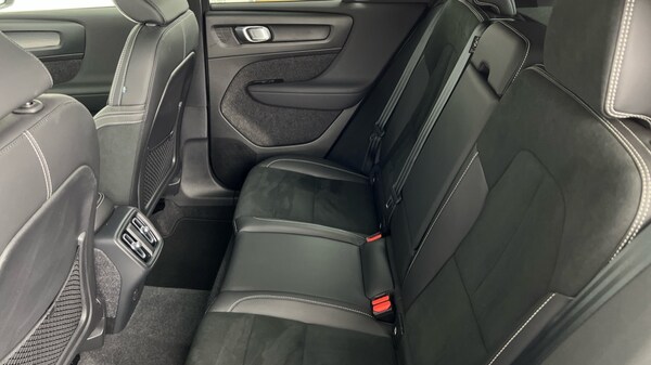 Used Volvo XC40 2022 for sale - 75641193: Photo 32