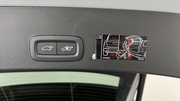 Used Volvo XC40 2022 for sale - 75641193: Photo 34