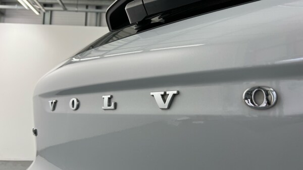 Used Volvo XC40 2022 for sale - 75641193: Photo 37