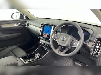 Used Volvo XC40 2026 for sale - 79781351: Photo