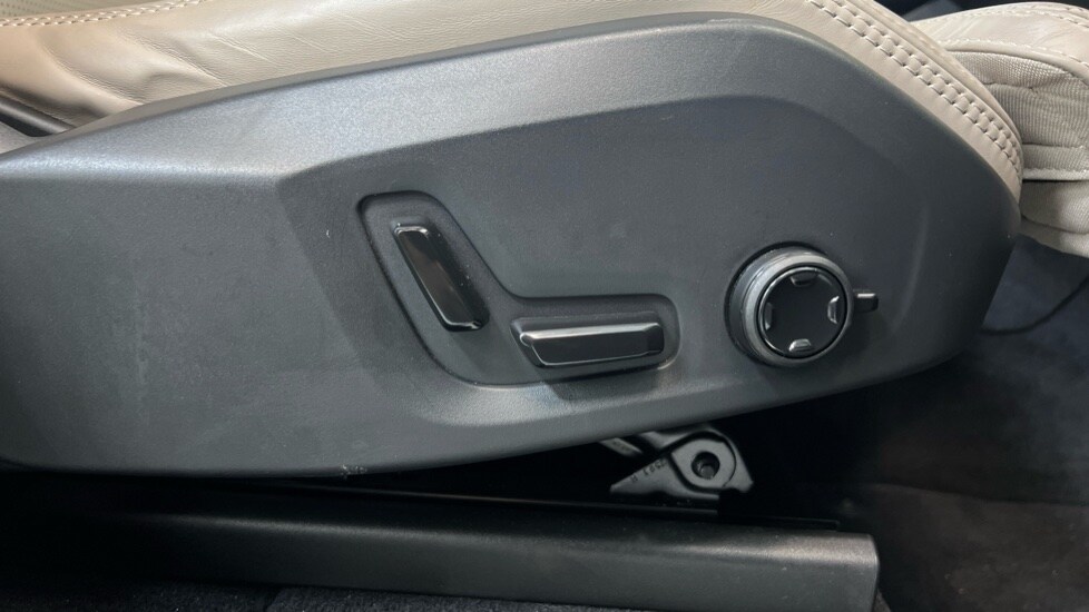 Used Volvo XC90 2025 for sale - 76344106: Photo 27