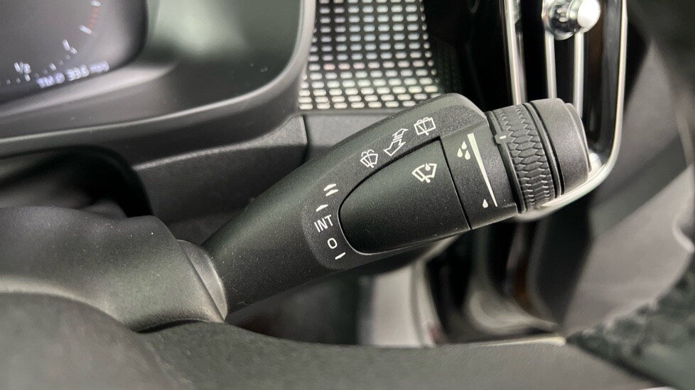 Used Volvo XC40 2021 for sale - 78014445: Photo 23