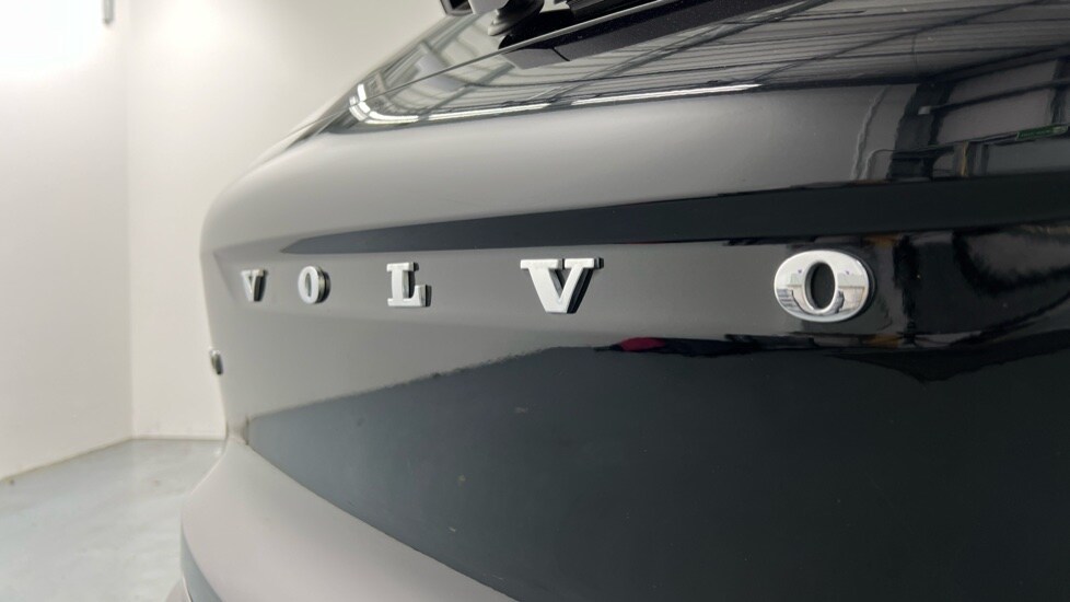 Used Volvo XC40 2021 for sale - 78014445: Photo 37