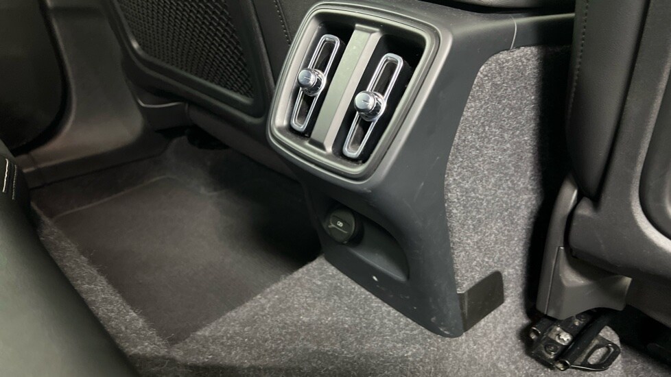 Used Volvo XC40 2021 for sale - 78014445: Photo 43