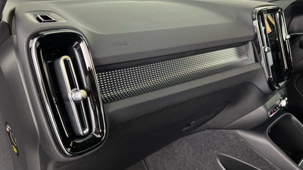 Used Volvo XC40 2021 for sale - 78014445: Photo 47