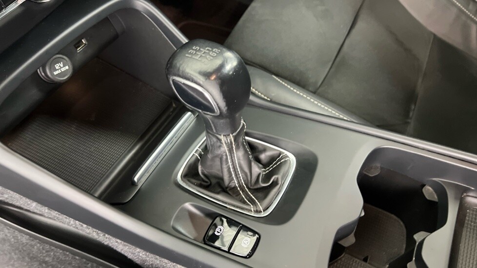 Used Volvo XC40 2021 for sale - 78014445: Photo 51