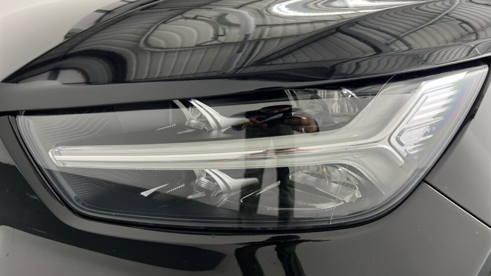 Used Volvo XC40 2021 for sale - 78014445: Photo 53