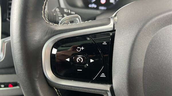 Used Volvo XC90 2020 for sale - 76172350: Photo 21