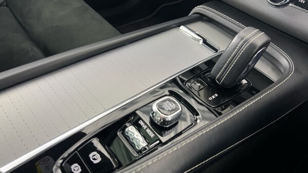 Used Volvo XC90 2020 for sale - 76172350: Photo 25