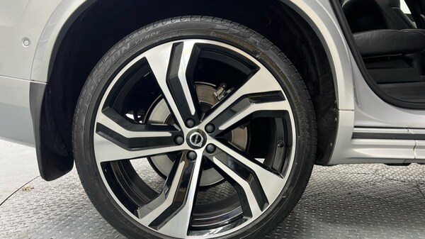Used Volvo XC90 2020 for sale - 76172350: Photo 9