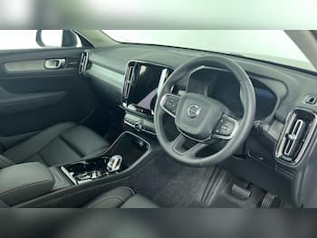 Used Volvo XC40 2025 for sale - 79497460: Photo