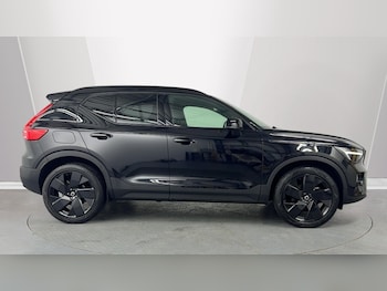 Used Volvo XC40 2025 for sale - 78165853: Photo