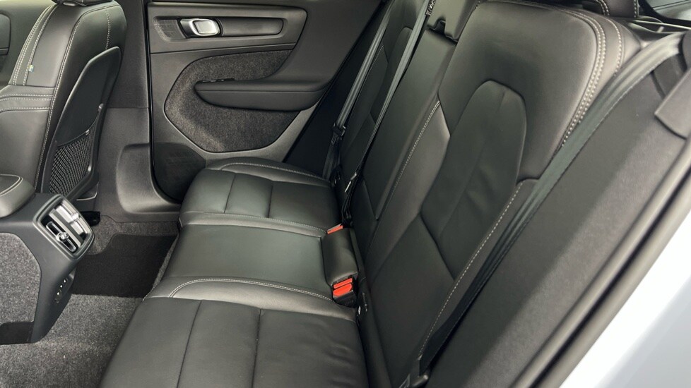 Used Volvo XC40 2025 for sale - 75565356: Photo 31