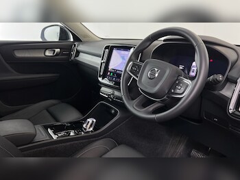 Used Volvo XC40 2025 for sale - 75565356: Photo