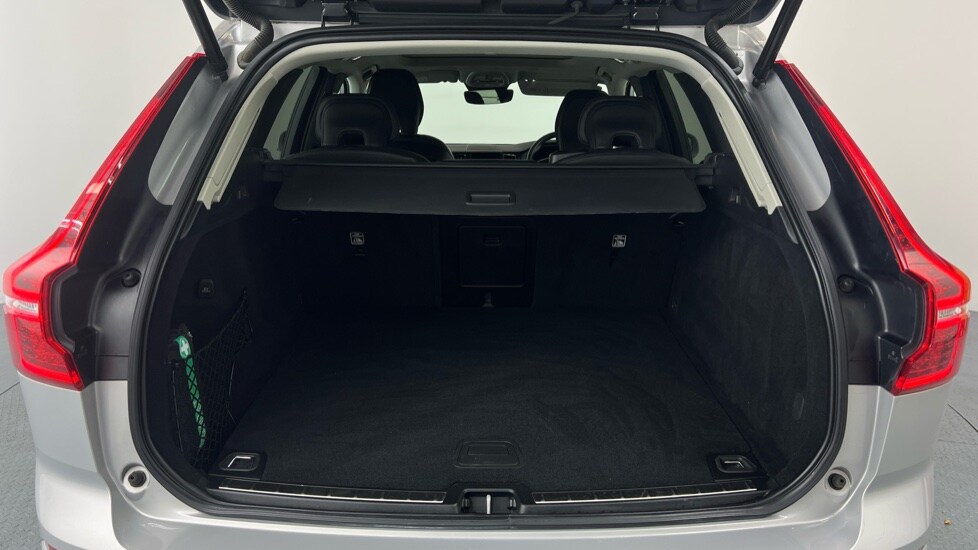 Used Volvo XC60 2021 for sale - 76276112: Photo 13