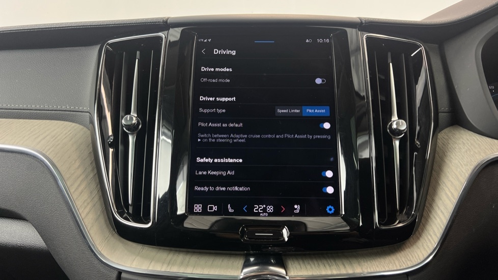 Used Volvo XC60 2021 for sale - 76276112: Photo 15