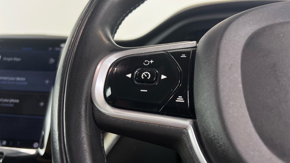 Used Volvo XC60 2021 for sale - 76276112: Photo 19