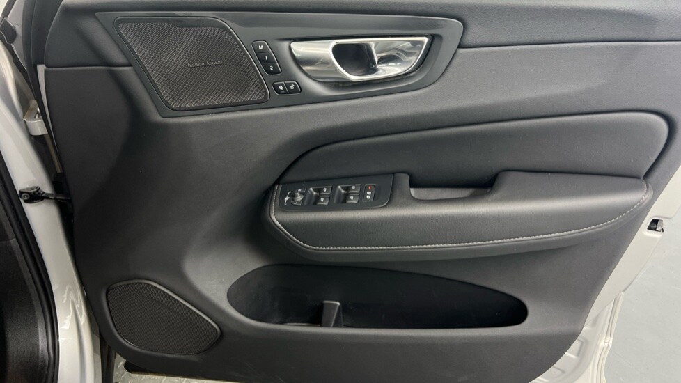 Used Volvo XC60 2021 for sale - 76276112: Photo 26