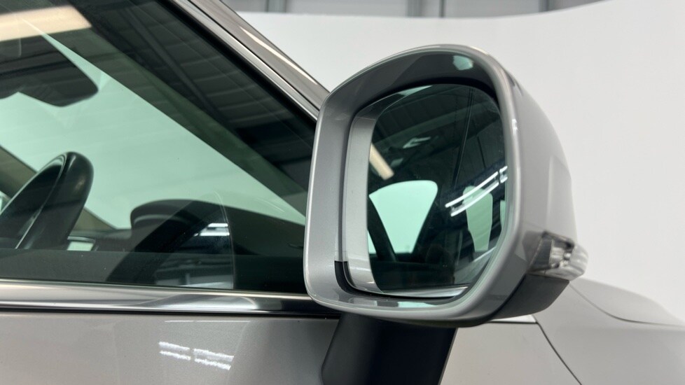 Used Volvo XC60 2021 for sale - 76276112: Photo 29