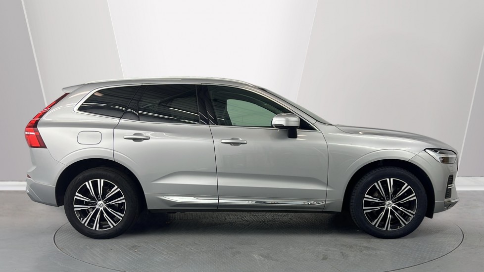 Used Volvo XC60 2021 for sale - 76276112: Photo 3