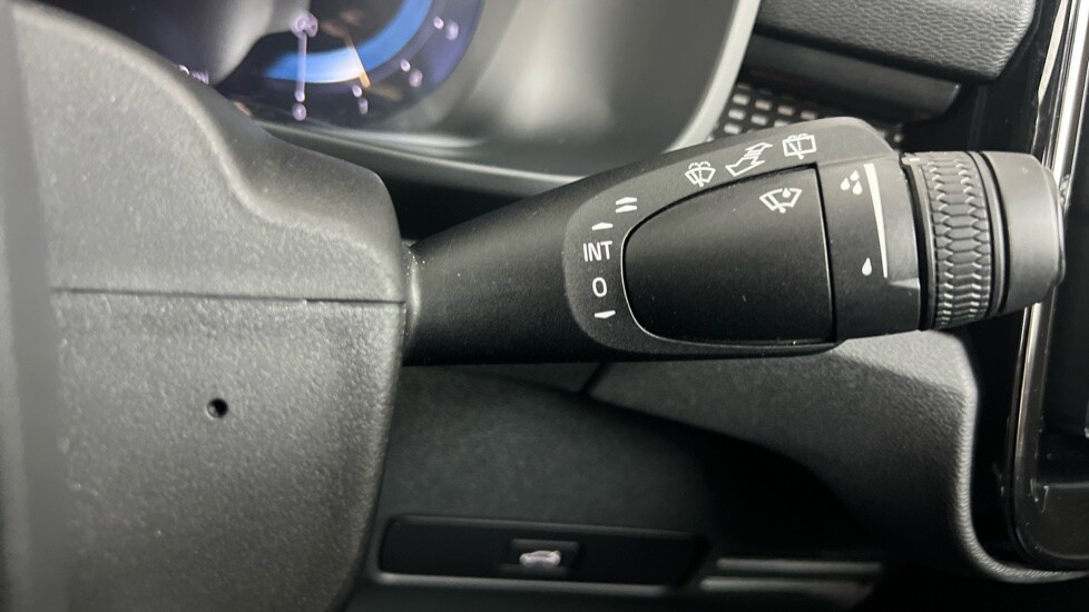 Used Volvo XC40 2024 for sale - 76265466: Photo 21