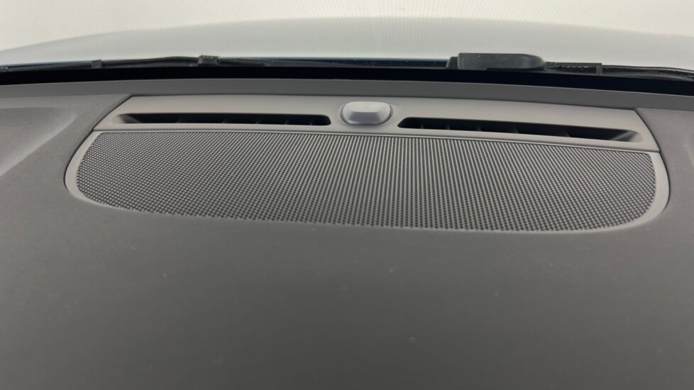 Used Volvo XC40 2024 for sale - 76265466: Photo 24