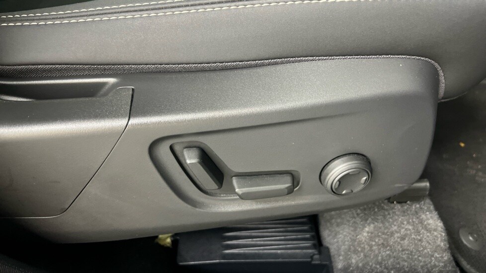 Used Volvo XC40 2024 for sale - 76265466: Photo 28