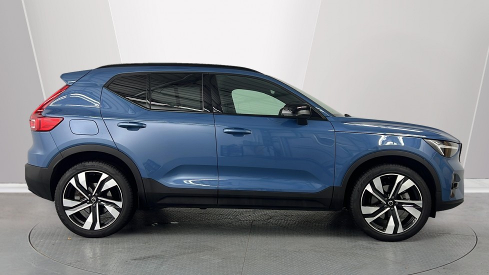 Used Volvo XC40 2024 for sale - 76265466: Photo 3