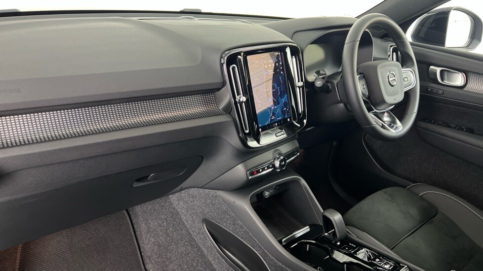 Used Volvo XC40 2024 for sale - 76265466: Photo 39
