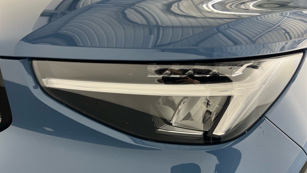 Used Volvo XC40 2024 for sale - 76265466: Photo 41