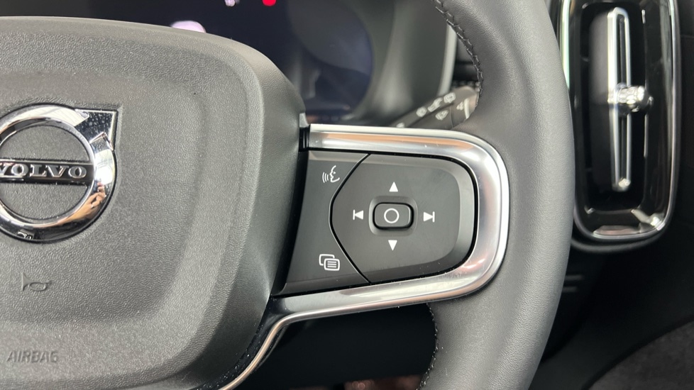 Used Volvo XC40 2025 for sale - 76704429: Photo 20