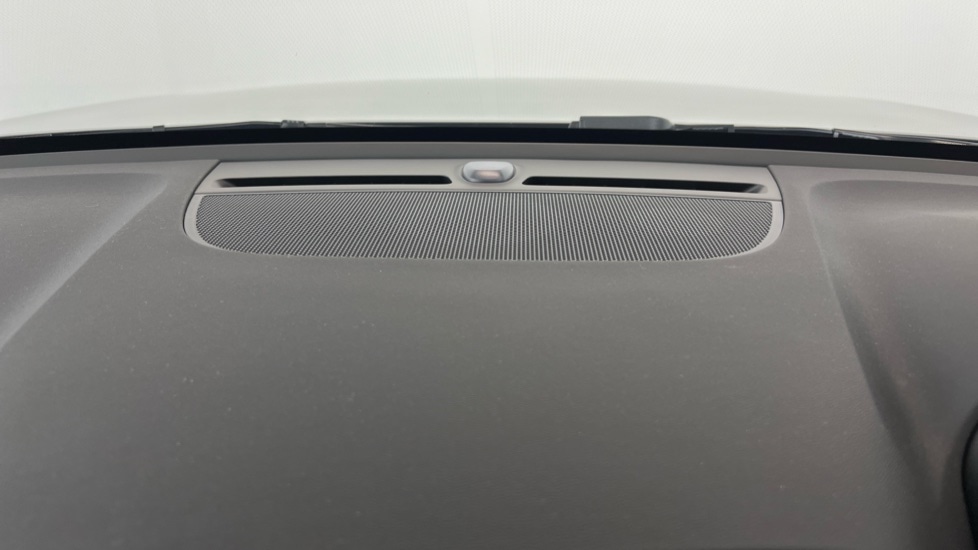 Used Volvo XC40 2025 for sale - 76704429: Photo 24