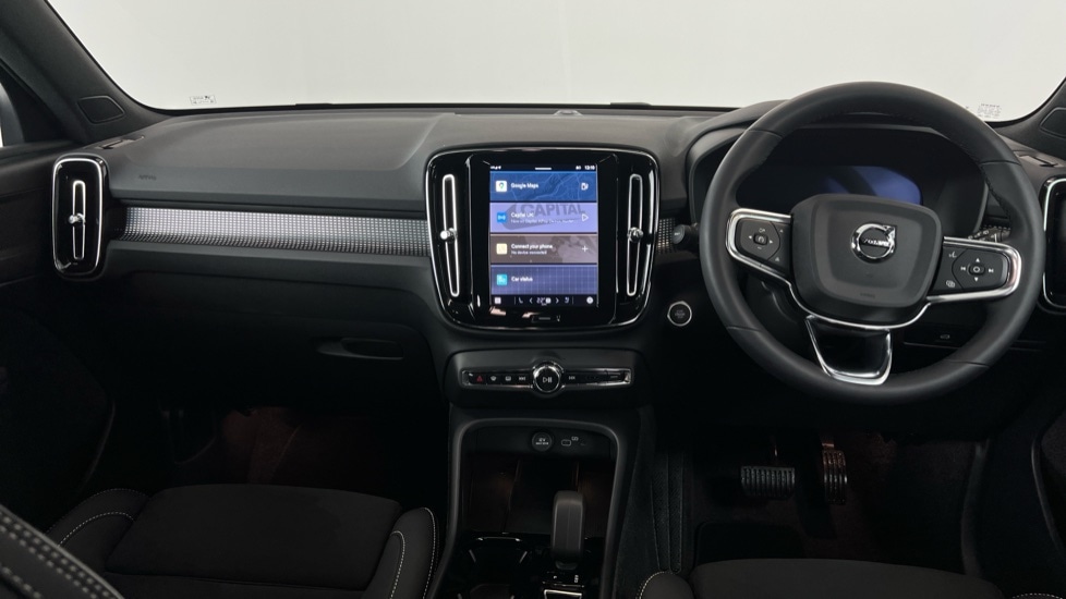 Used Volvo XC40 2025 for sale - 76704429: Photo 5