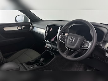 Used Volvo XC40 2024 for sale - 75590927: Photo