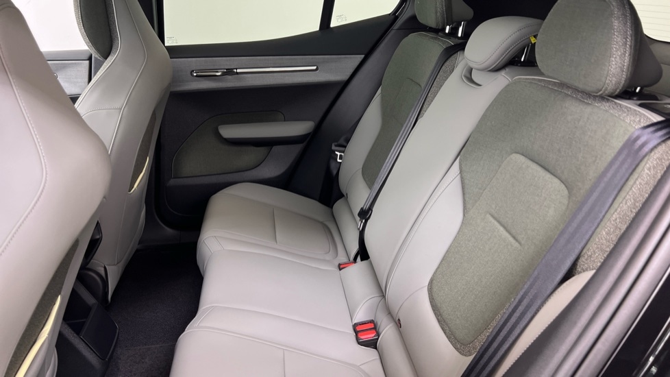 Used Volvo EX30 2025 for sale - 77312275: Photo 32