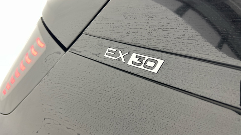 Used Volvo EX30 2025 for sale - 77312275: Photo 46