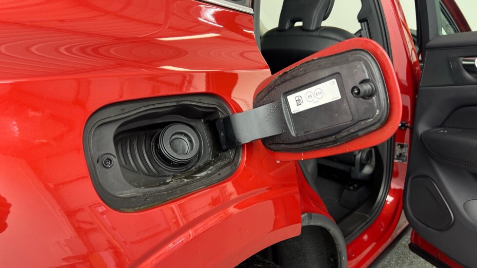 Used Volvo XC60 2022 for sale - 77470838: Photo 16