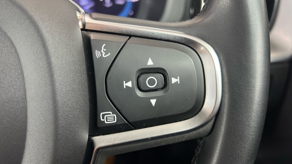 Used Volvo XC60 2022 for sale - 77470838: Photo 22