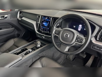 Used Volvo XC60 2022 for sale - 77470838: Photo