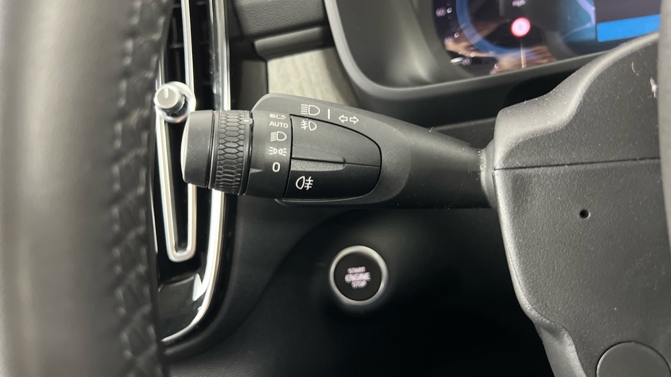 Used Volvo XC40 2022 for sale - 75992862: Photo 18
