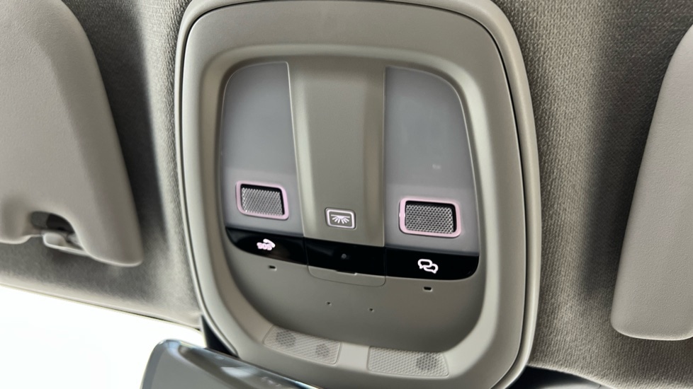 Used Volvo XC40 2022 for sale - 75992862: Photo 26
