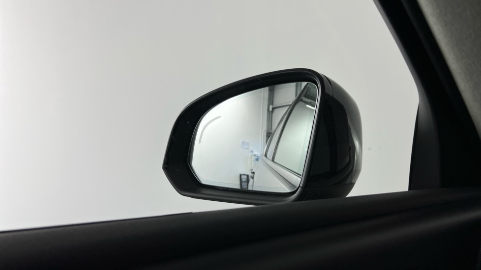 Used Volvo XC40 2022 for sale - 75992862: Photo 29