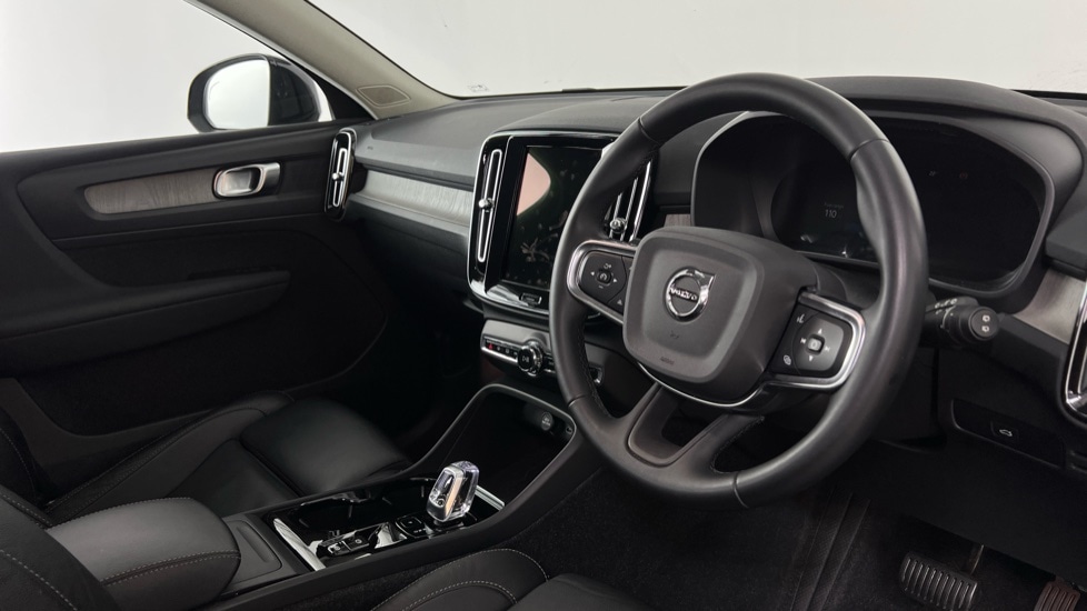 Used Volvo XC40 2022 for sale - 75992862: Photo 4