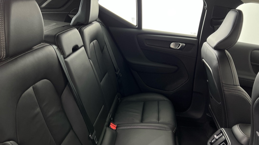 Used Volvo XC40 2022 for sale - 75992862: Photo 6