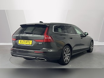 Used Volvo V60 2021 for sale - 79206428: Photo