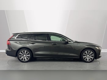 Used Volvo V60 2021 for sale - 79206428: Photo
