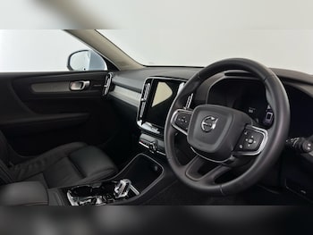 Used Volvo XC40 2024 for sale - 76519361: Photo